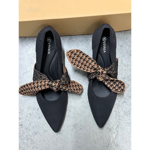 VIVAIA Elegant Black Low Heel Pumps with Bow Detail – Chic Comfort Pointed Toe - Picture 4 of 10